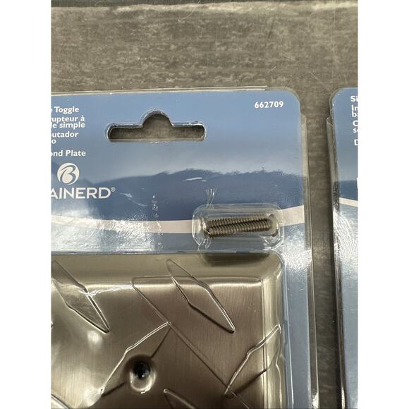 Diamond Plate 1-Gang Standard Toggle Wall Plate, Satin Nickel - 3 Pack {3} - Picture 5 of 10